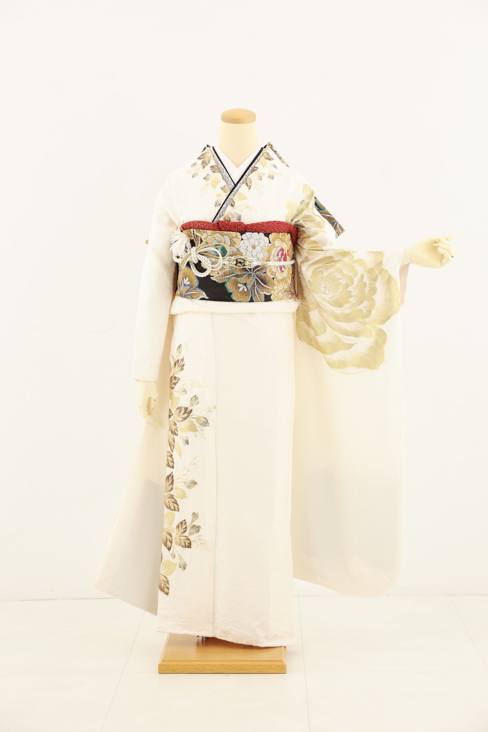 Ｃ-1125　白金彩大花衽タテ柄